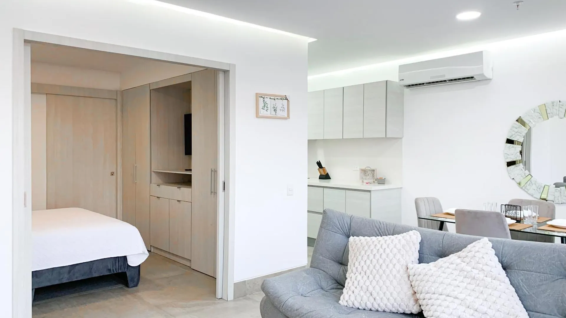Depa Piso Alto Frente Al Mall Del Sol Guayaquil Apartmán